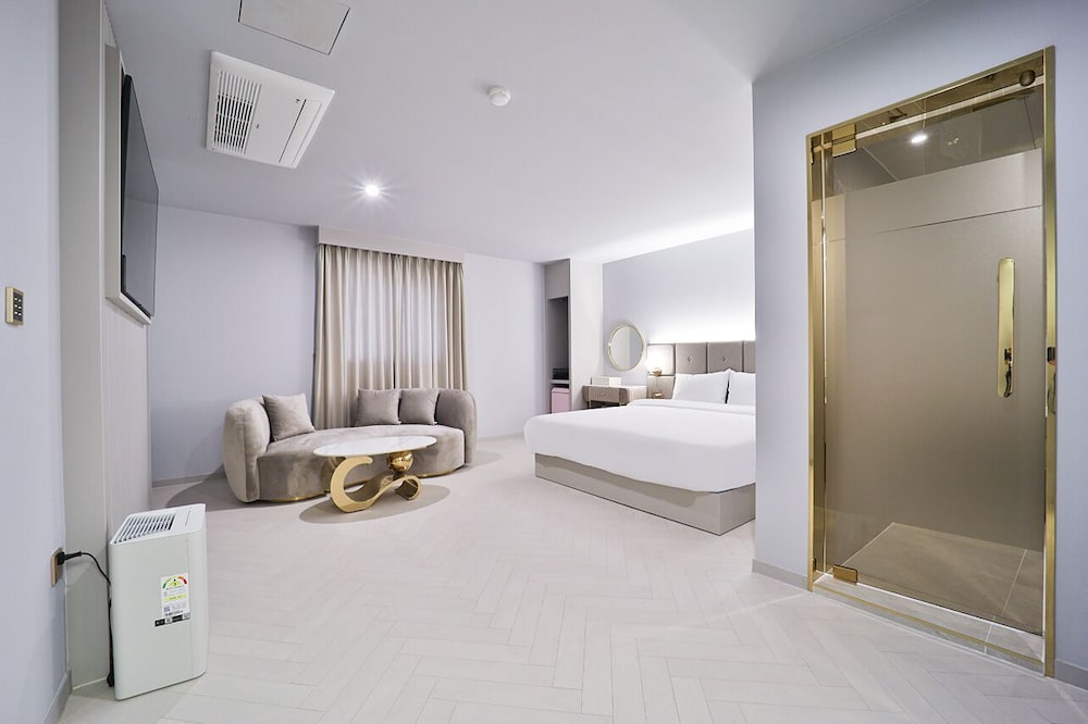 Premier Room (Ocean View) photo 3