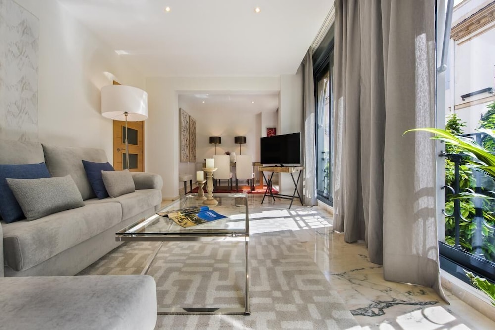 Apartment (2 Bedrooms)