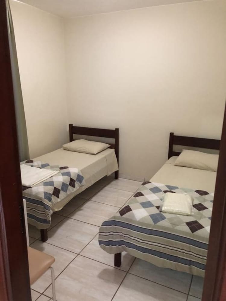 Basic Twin Room photo 1