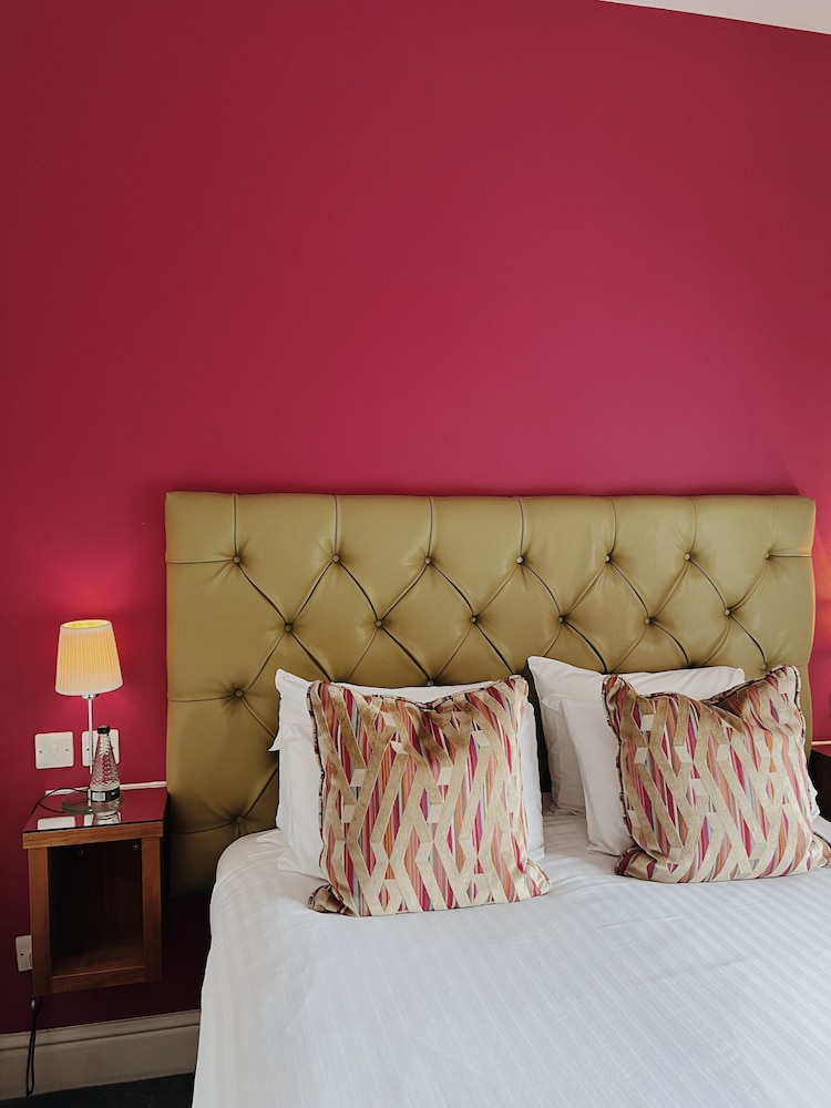 Deluxe Double Room, 1 Queen Bed photo 2