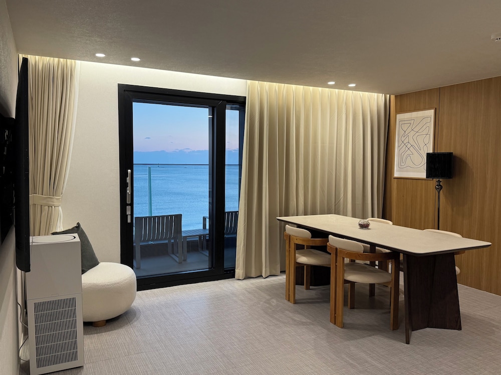 Penthouse, Balcony, Sea View