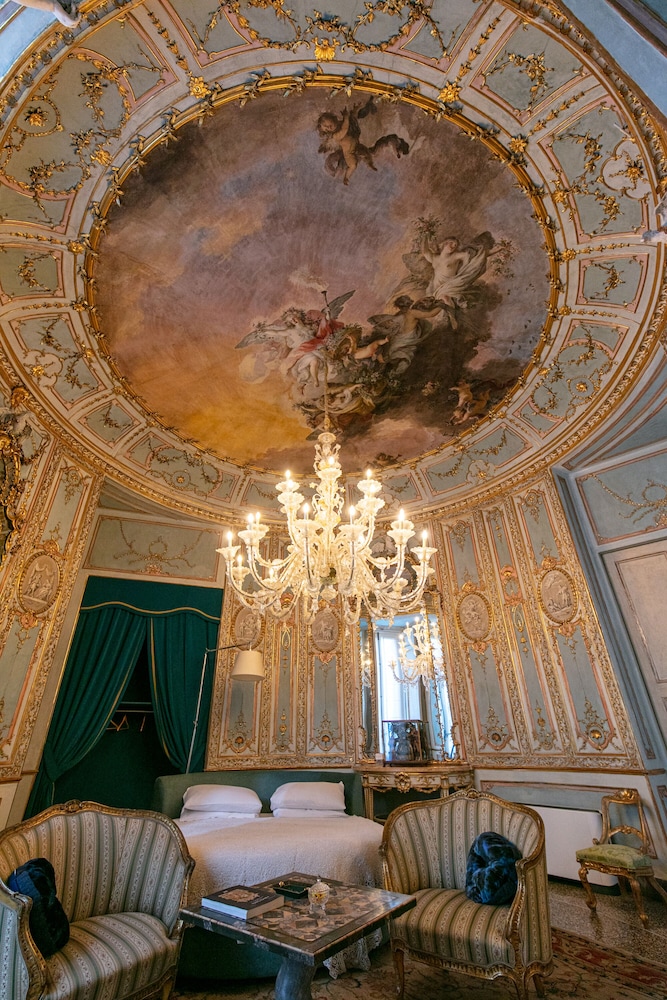 Luxury Room