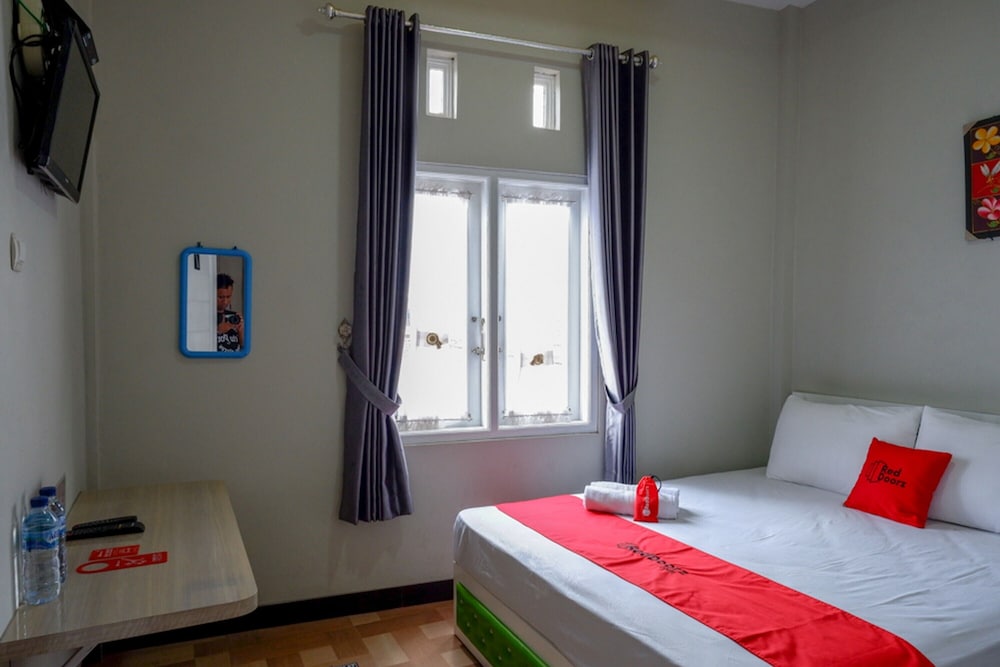 Double Room (Reddoorz)