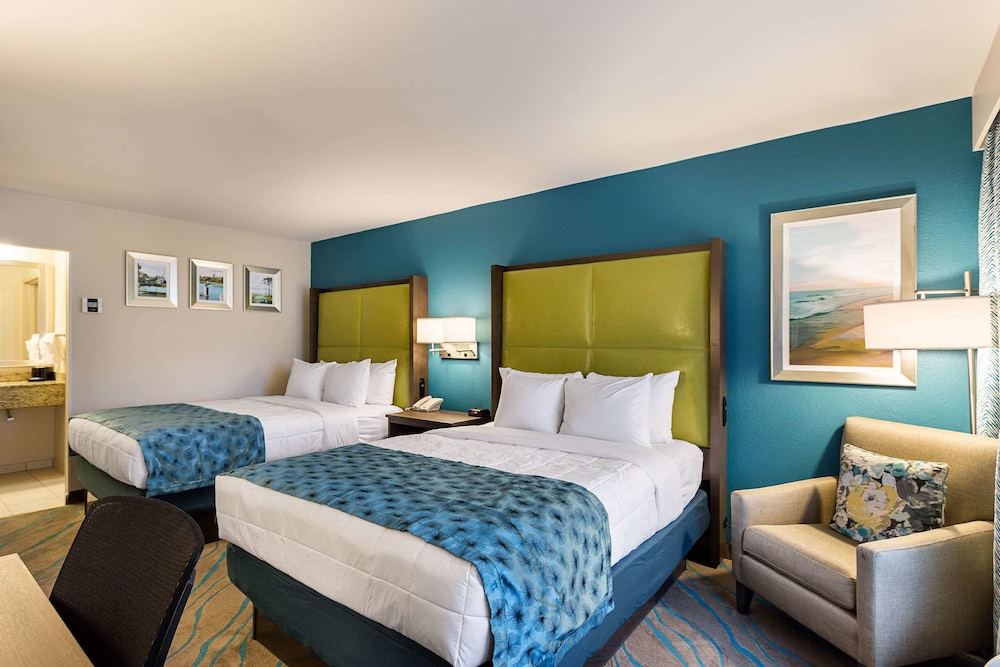 Room, 2 Queen Beds, Smoking (Pet Friendly) - Photo 1