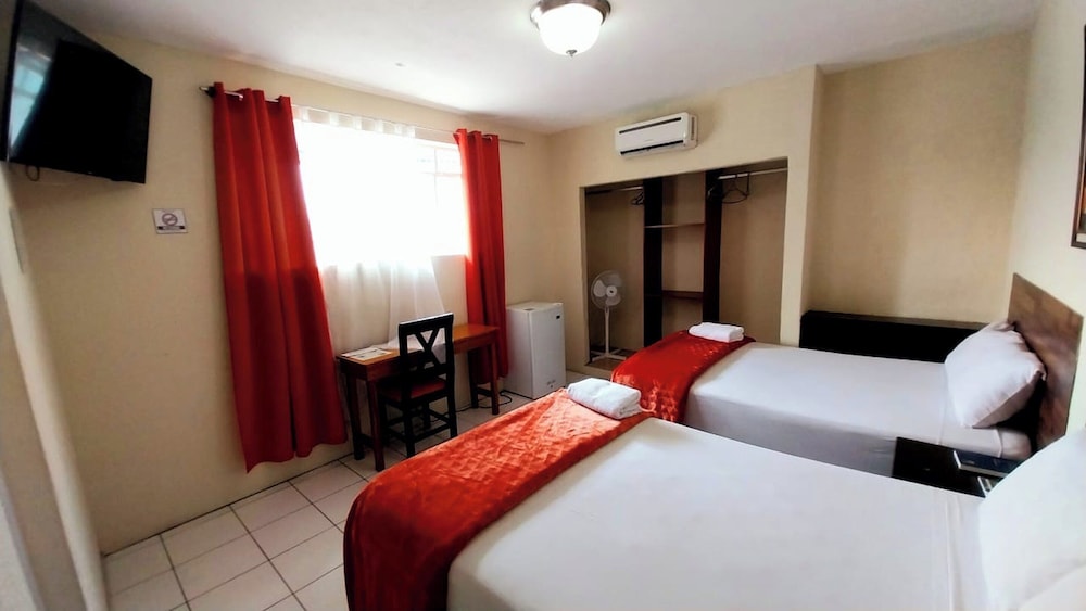Basic Double Room photo 2
