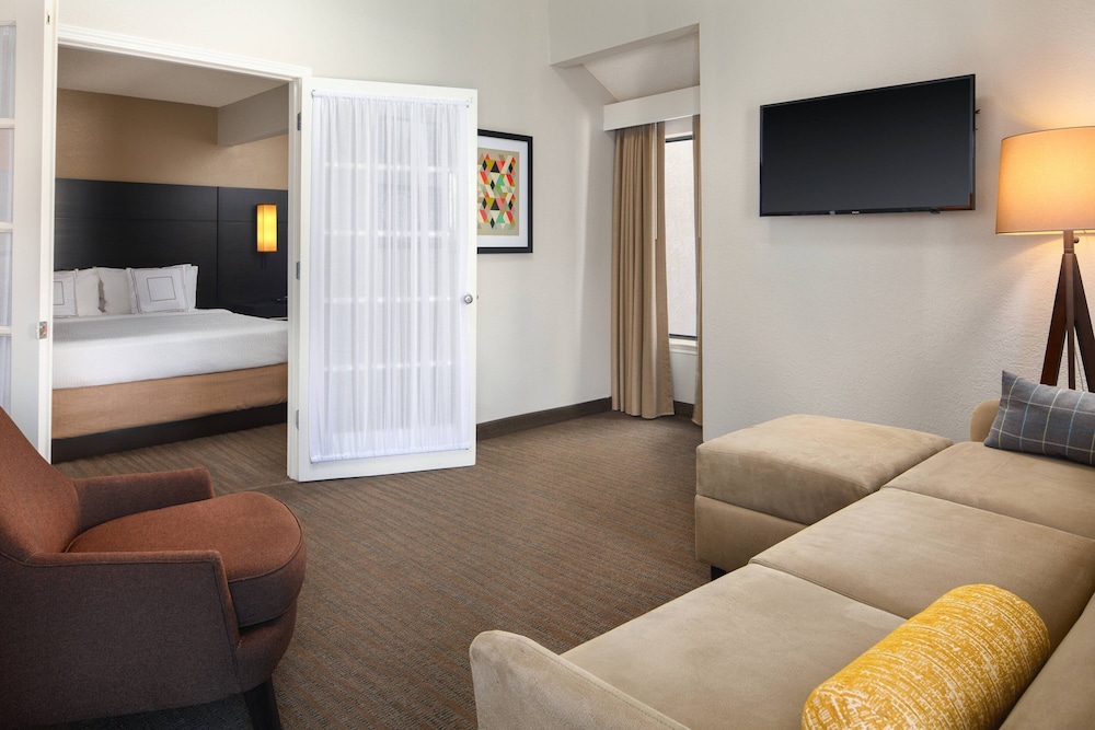 Suite, 1 Double Bed photo 2