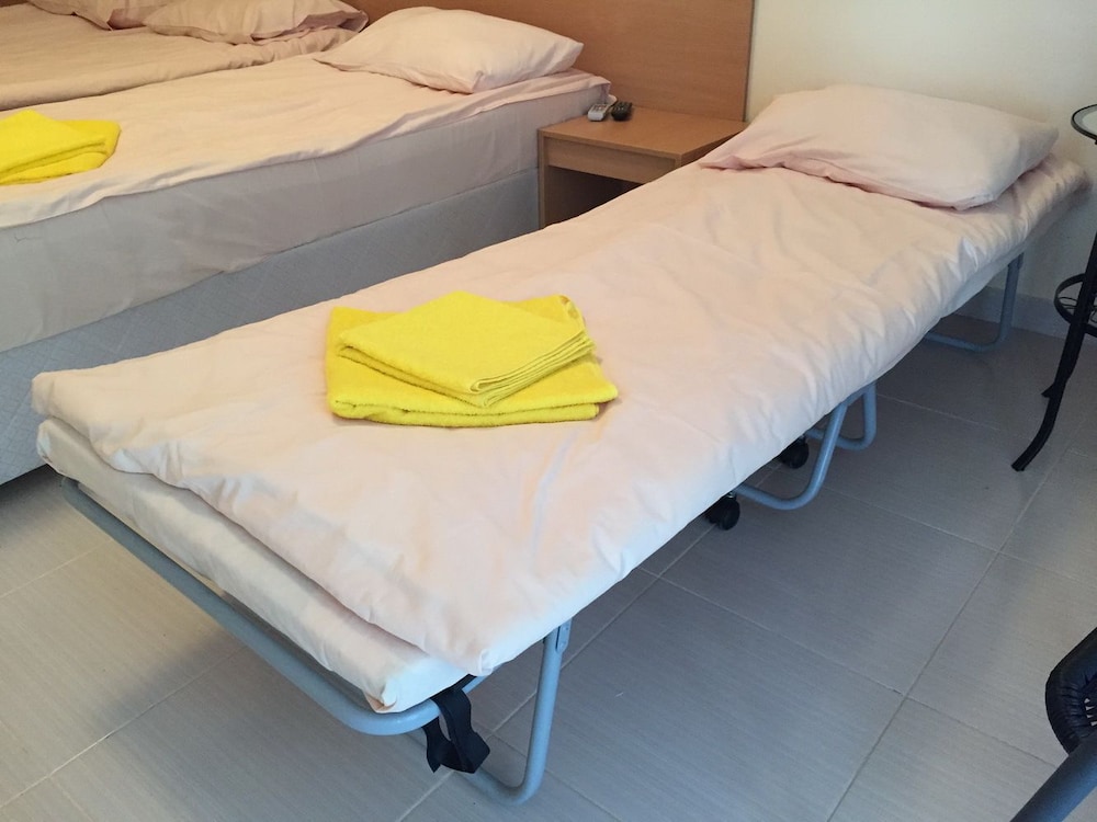 Standard Triple Room photo 2