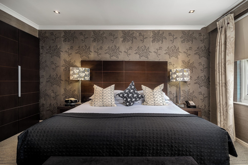 Deluxe Double or Twin Room photo 2