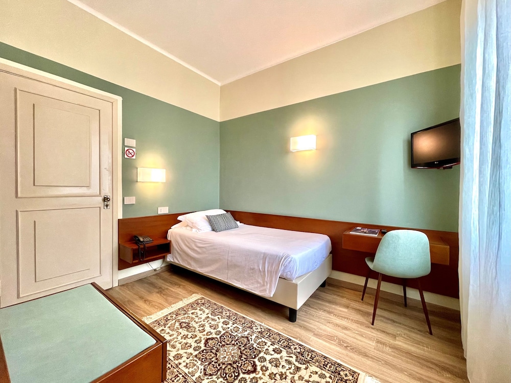 Classic Single Room photo 2