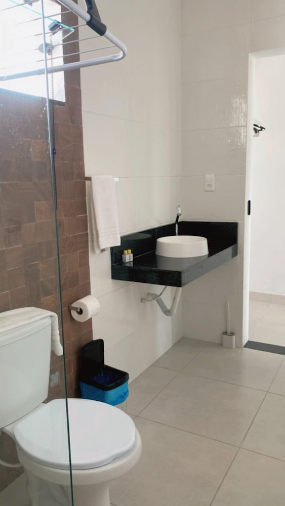 Standard Room - Photo 7