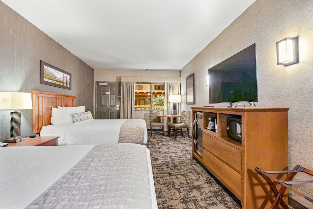 Standard Double Room, 2 Queen Beds photo 3