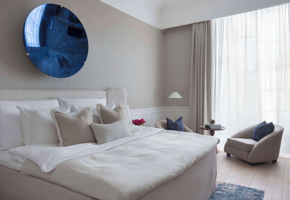 Superior Room (With View) - Photo 1