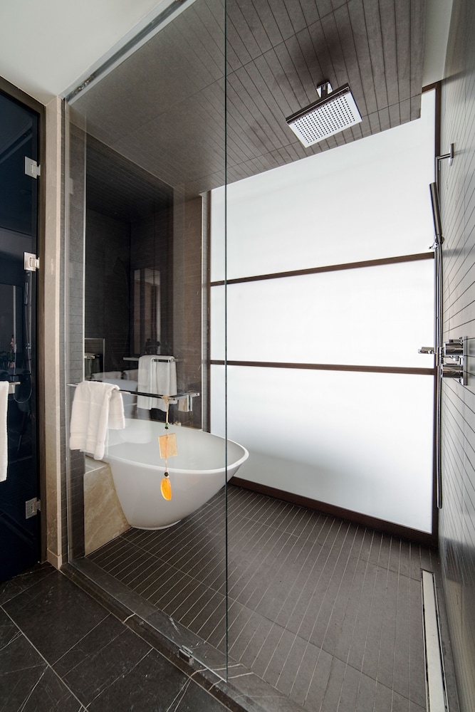 Fairmont, Suite, Club Lounge Access