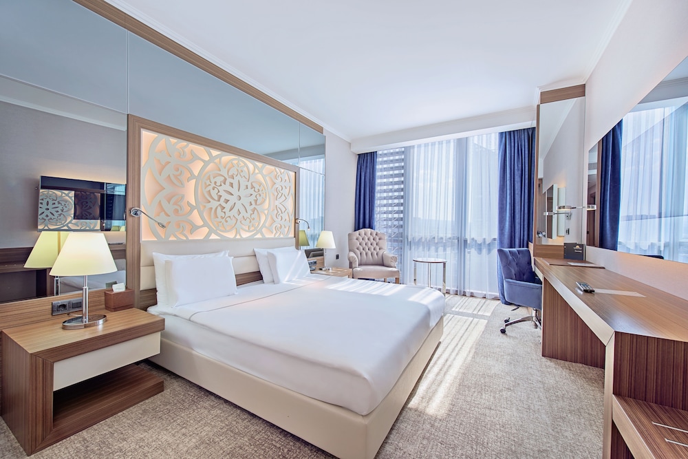 Standard Room, 2 Twin Beds, City View photo 2
