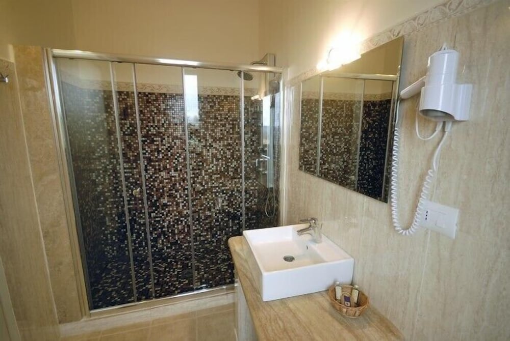 Suite photo 3