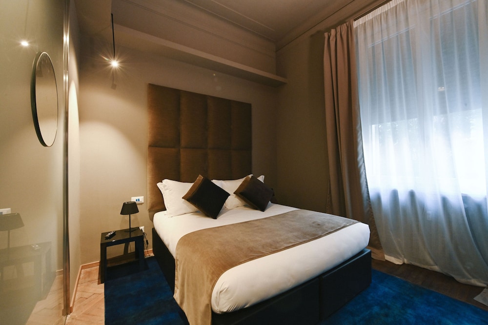 Superior Double Room Single Use photo 2