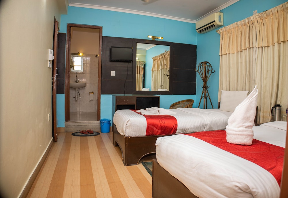 Deluxe Double or Twin Room - Photo 3