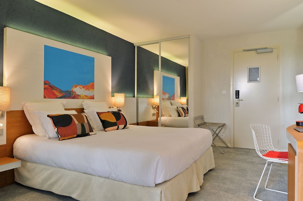 Classic Triple Room, Park View - Photo 2