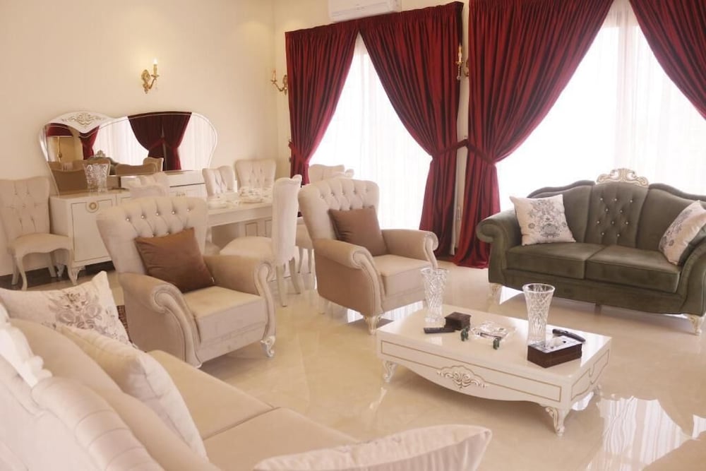 Royal Suite, Pool View