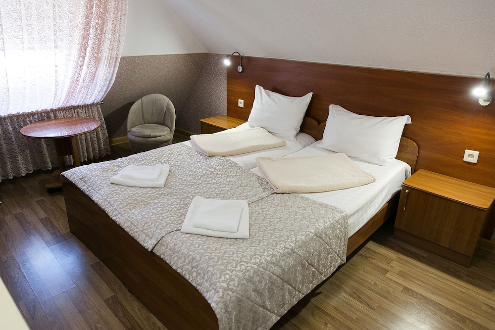 Standard Double or Twin Room photo 1