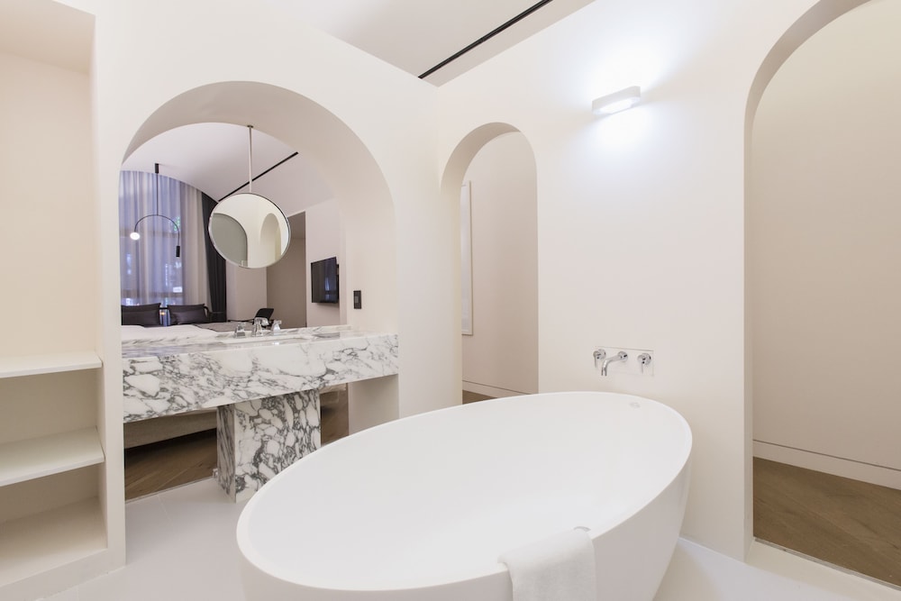 Family Triple Room - Photo 5
