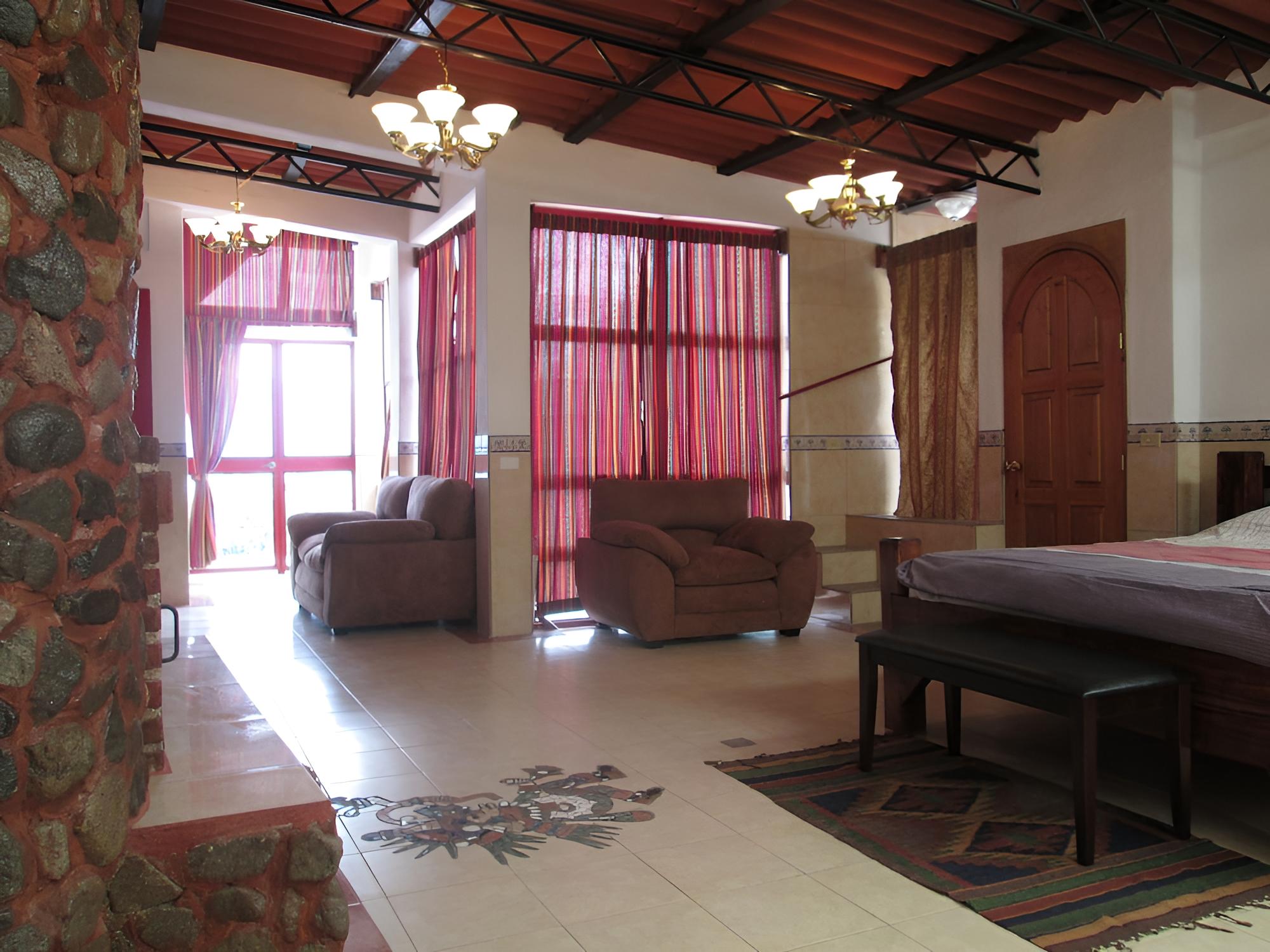 Panoramic Studio Suite, Multiple Beds, Fireplace, Lake View photo 1