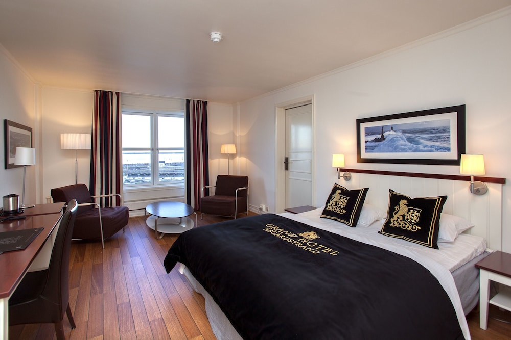 Superior Double Room, Ocean View - Photo 7