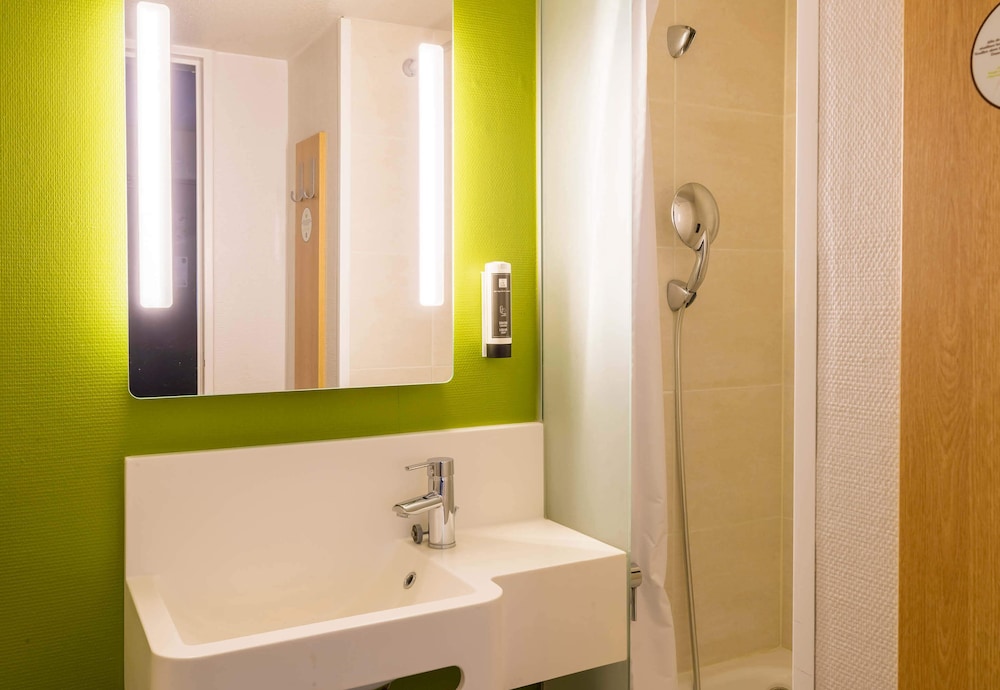 Twin Room, Non Smoking photo 2