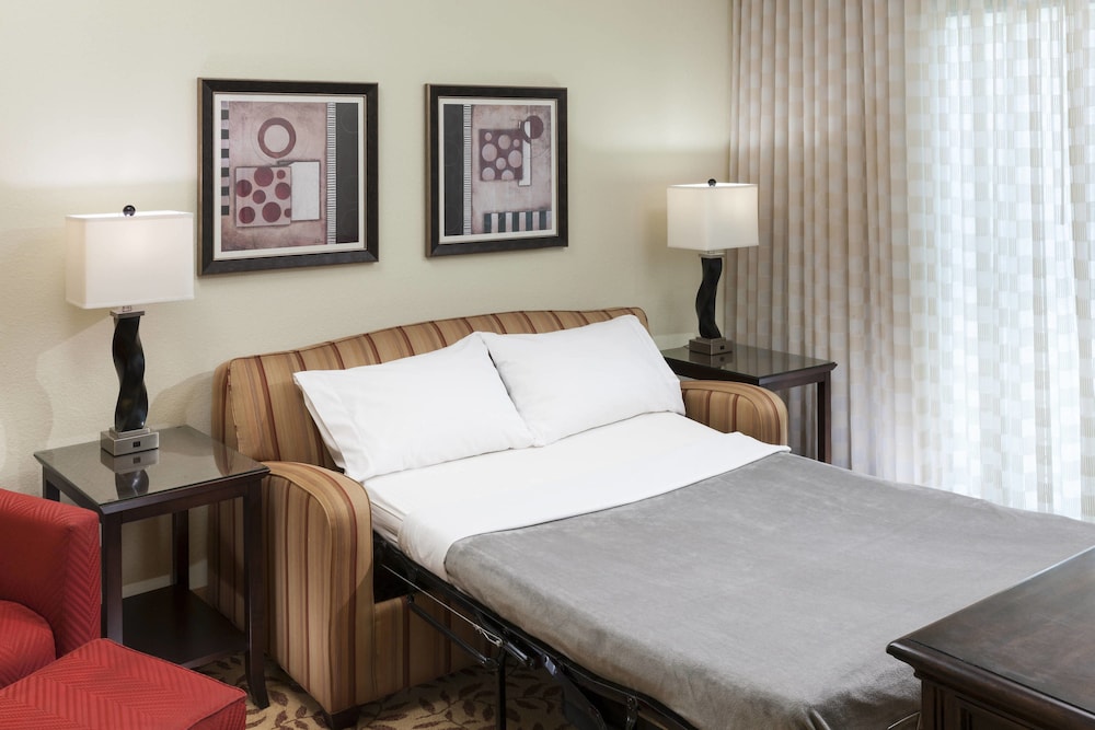 Suite, 1 Bedroom - Photo 3