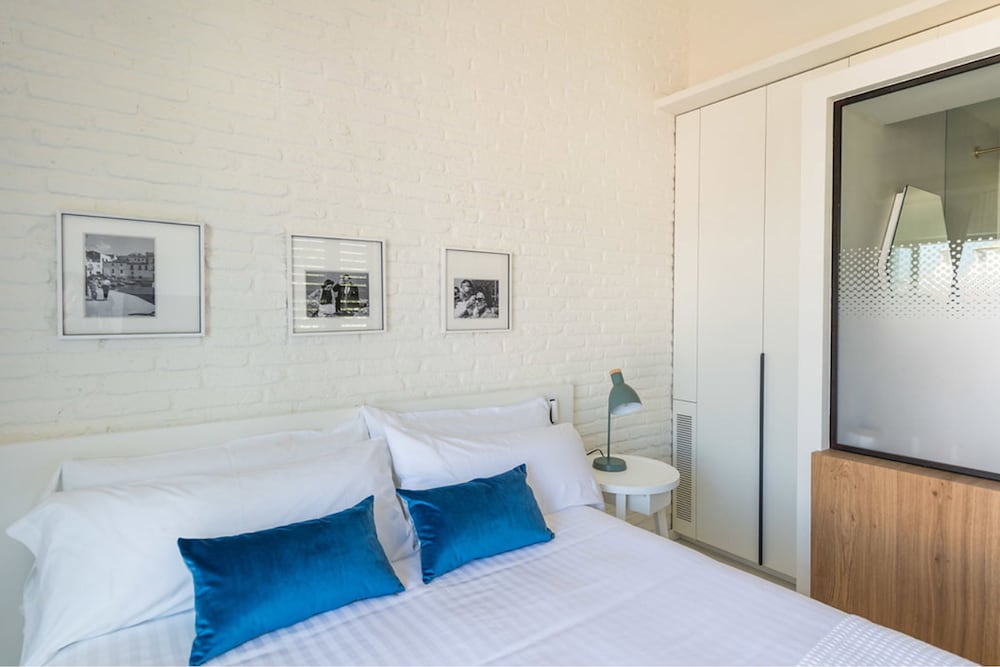 Premium Quadruple Room, 2 Bedrooms, 2 Bathrooms photo 3