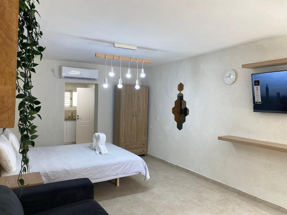 Superior Room, Refrigerator & Microwave, Ground Floor photo 1