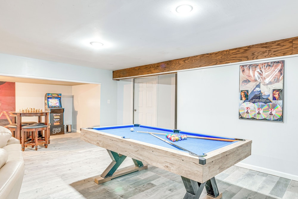House (4 Bedrooms) photo 2