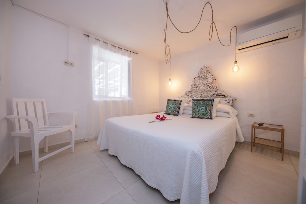 Habitación Doble Estándar con baño privado (Turqueta)