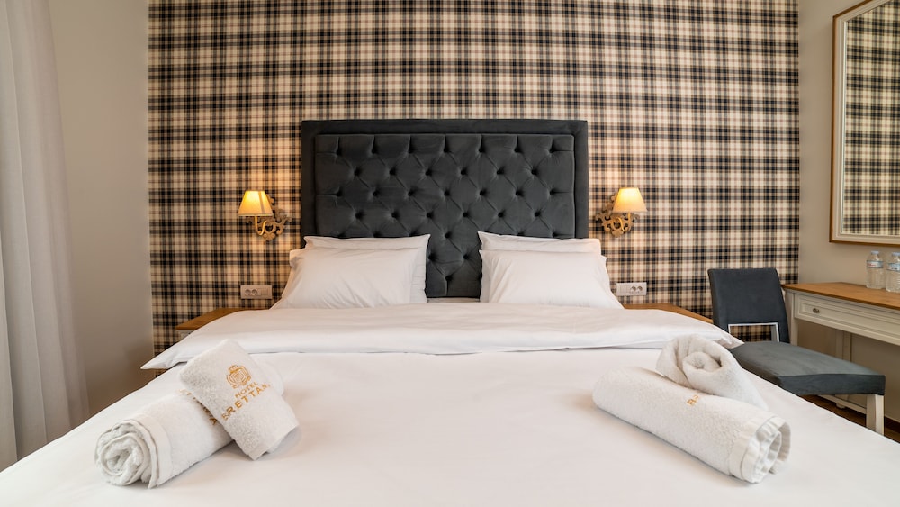Classic Double Room with Balcony