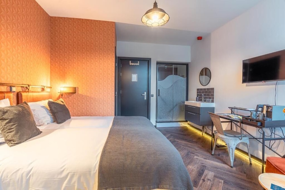 Deluxe Room, Balcony photo 1