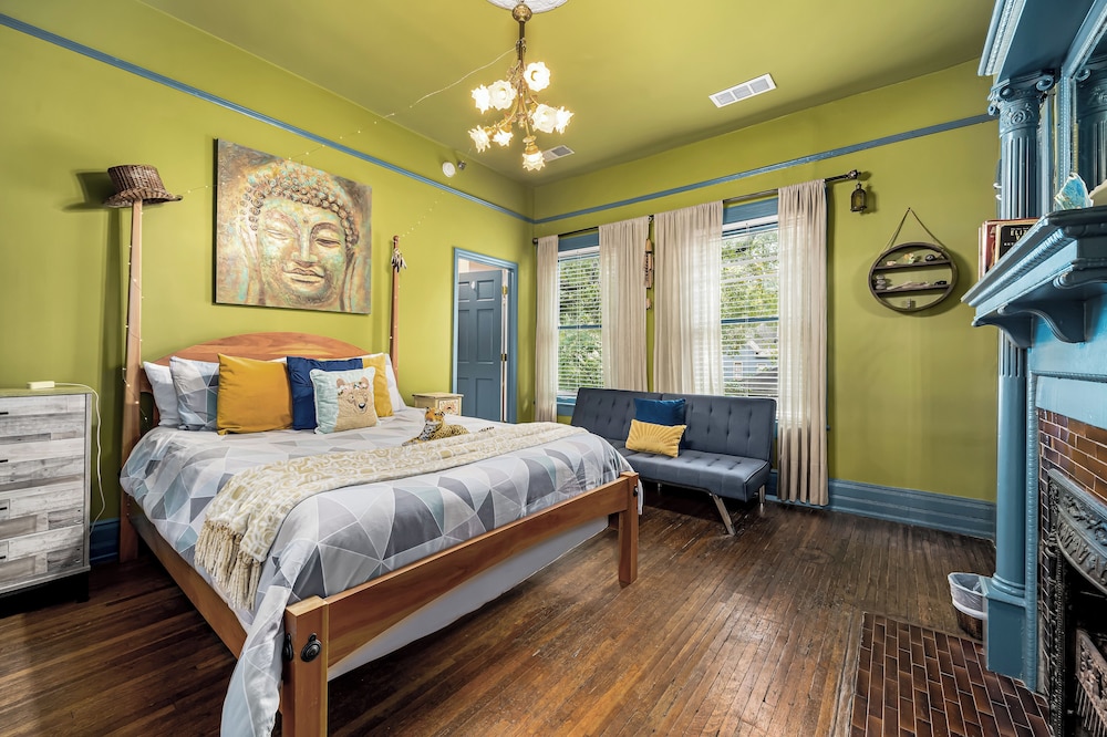 Signature Room photo 1