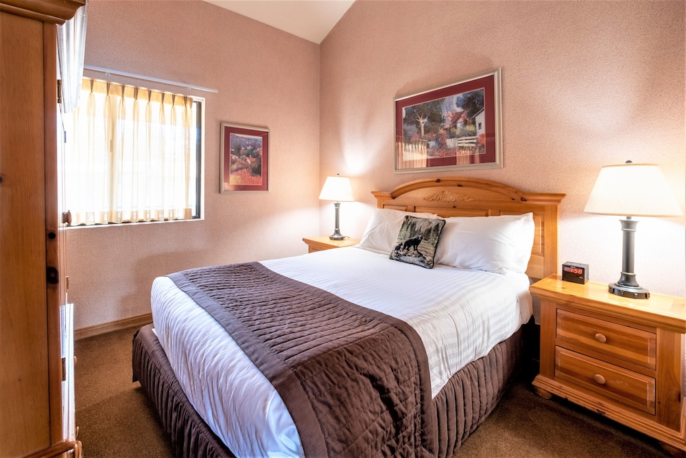 Condo, 1 Bedroom (2 Bath LakeView, Non-AC) photo 1