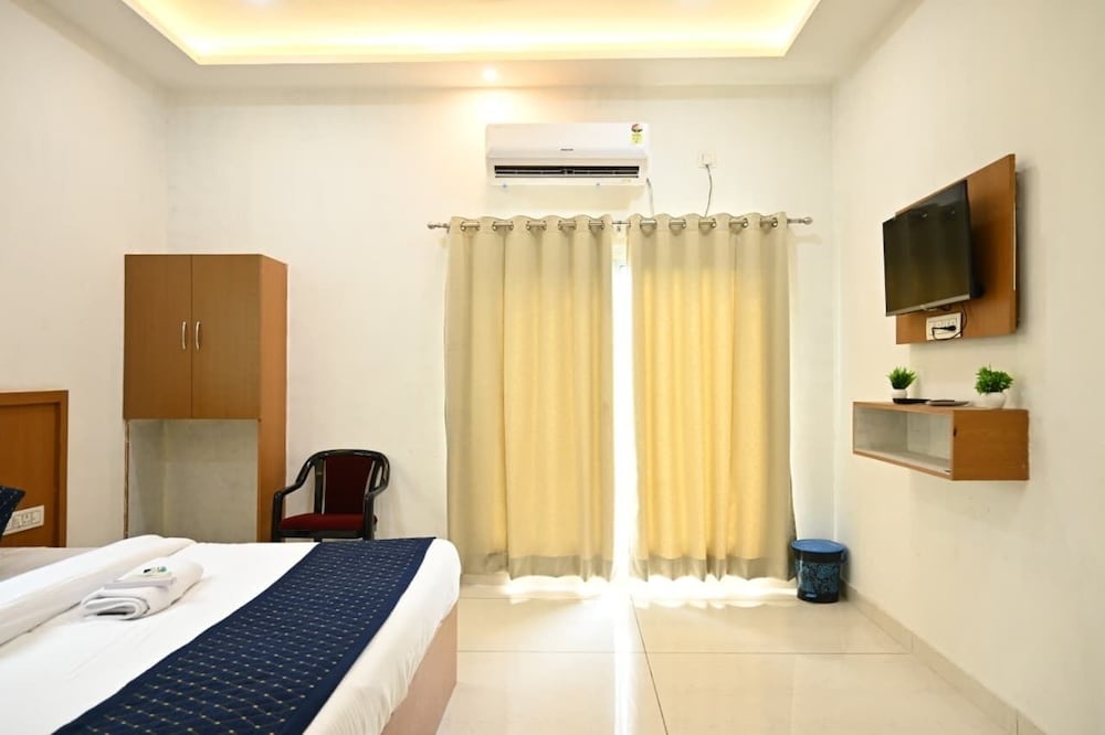Deluxe Room, 1 Double Bed