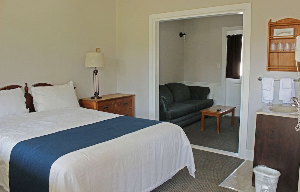 Standard Room, 1 Queen Bed with Sofa bed, Non Smoking