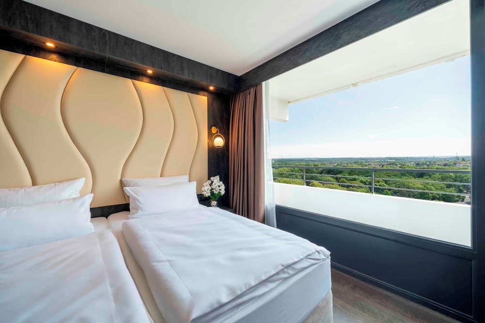 Junior Suite, Garden View - Photo 11