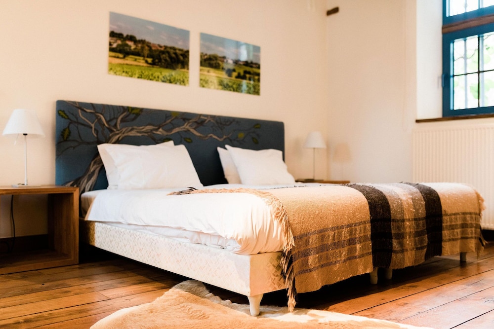 Deluxe Double or Twin Room (La Chambre Bois)