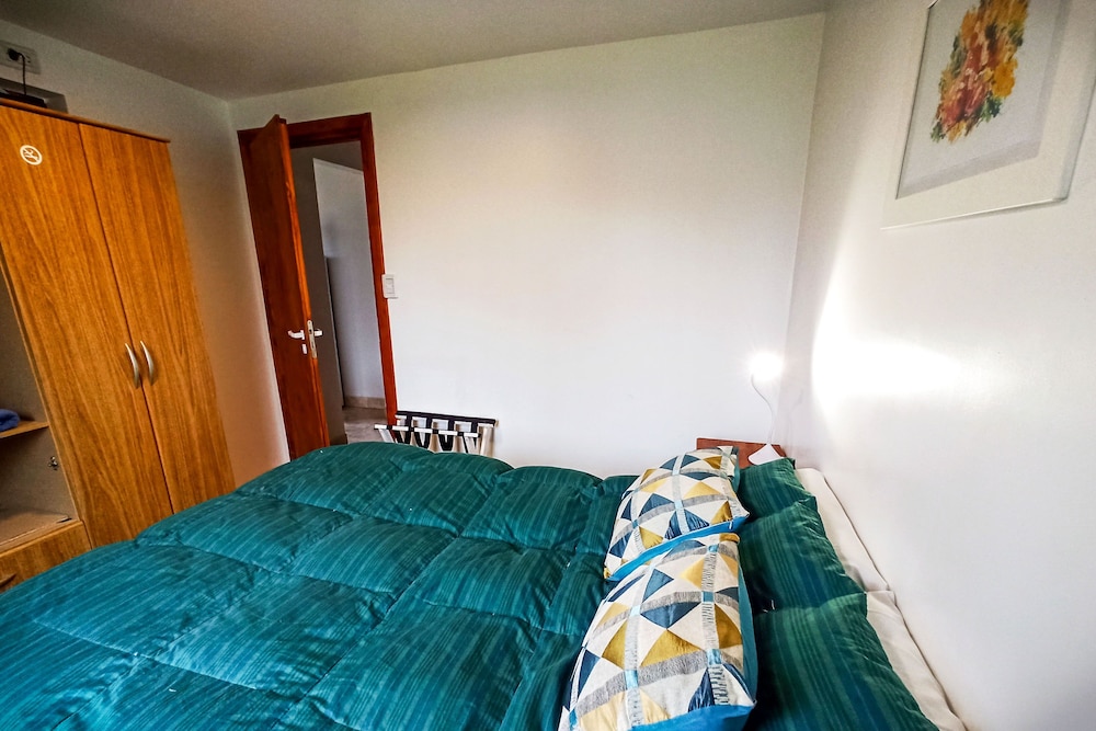 Comfort Cabin, 1 Queen Bed, Garden View photo 3
