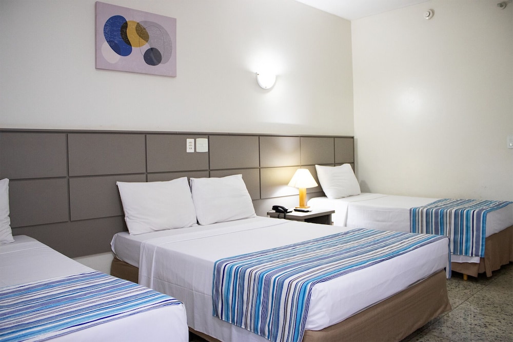 Executive Quadruple Room photo 3