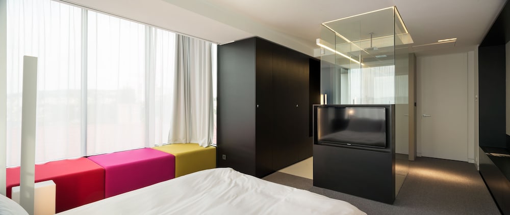 Suite, 1 Bedroom photo 3