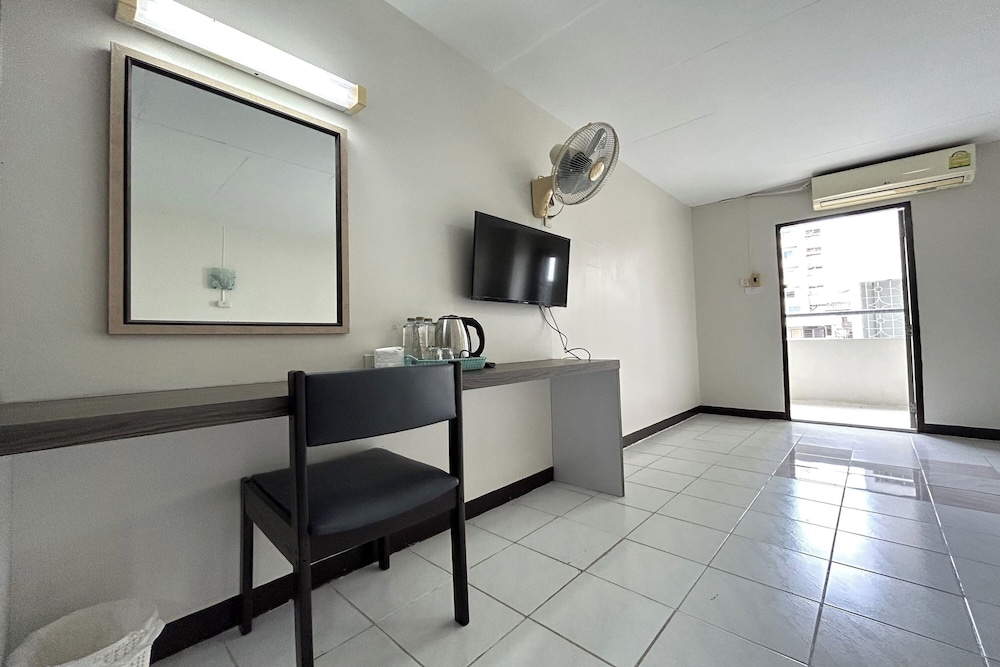 Deluxe Double + Single Bed - Photo 5