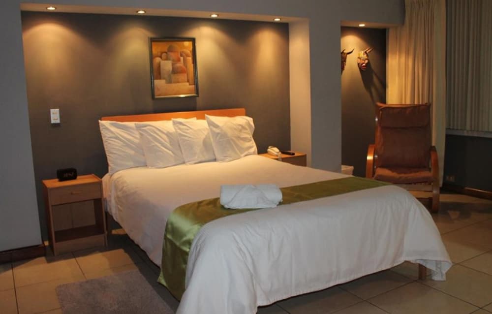 Deluxe Studio, 1 Double Bed, Non Smoking photo 2