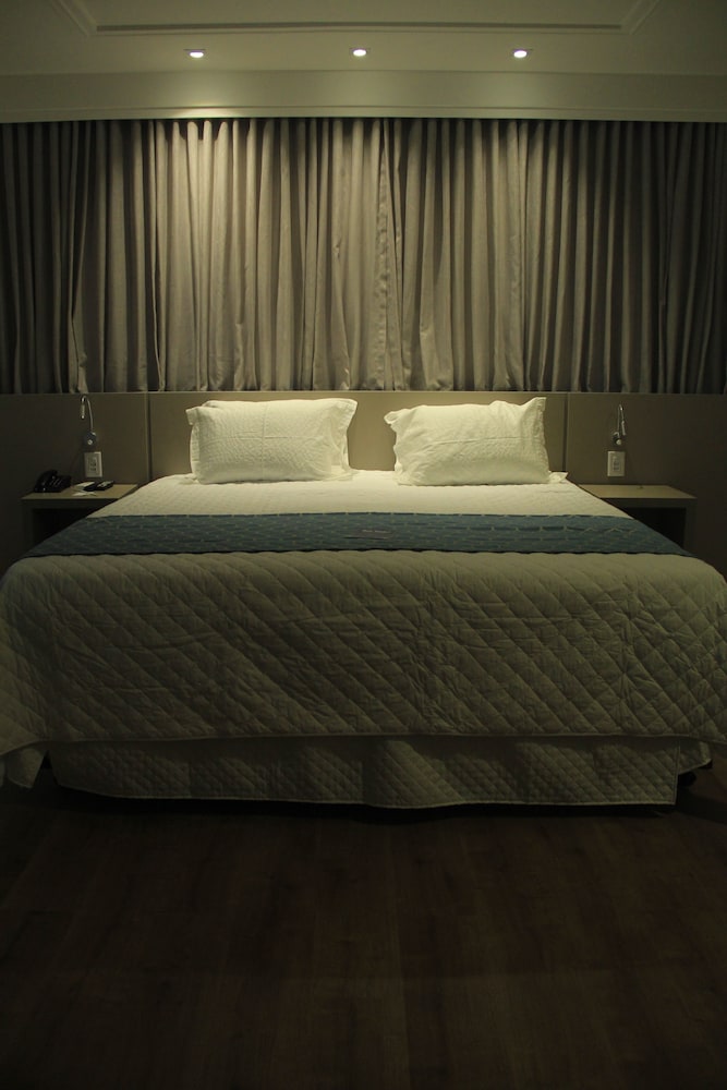 Premier Single Room, Multiple Beds, Non Smoking photo 1