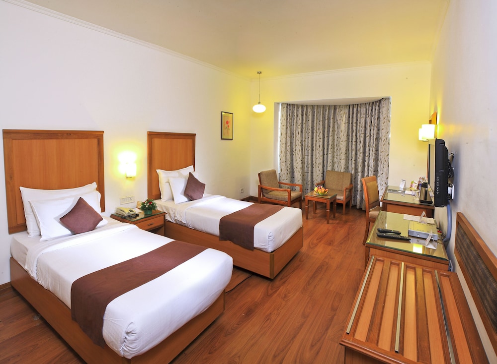 Superior Room, 1 Queen Bed - Photo 3