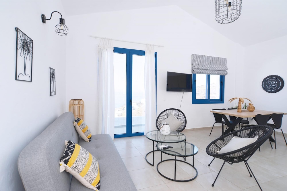Villa photo 3