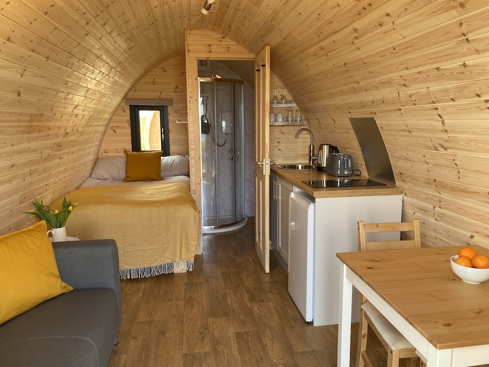 Cabin photo 2